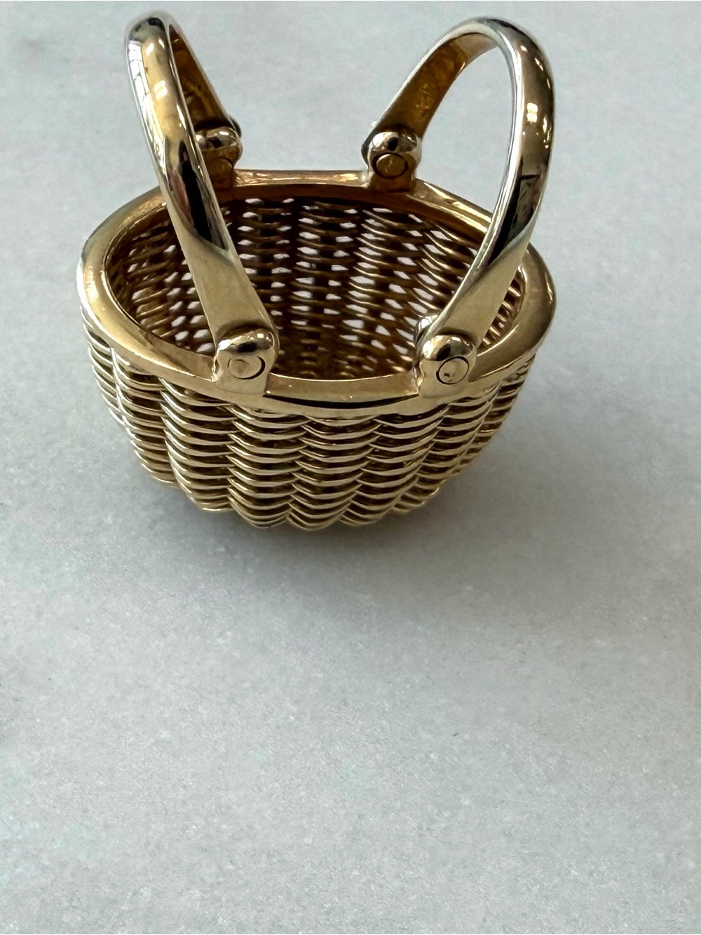 14ky American Scrimshaw Nantucket Basket